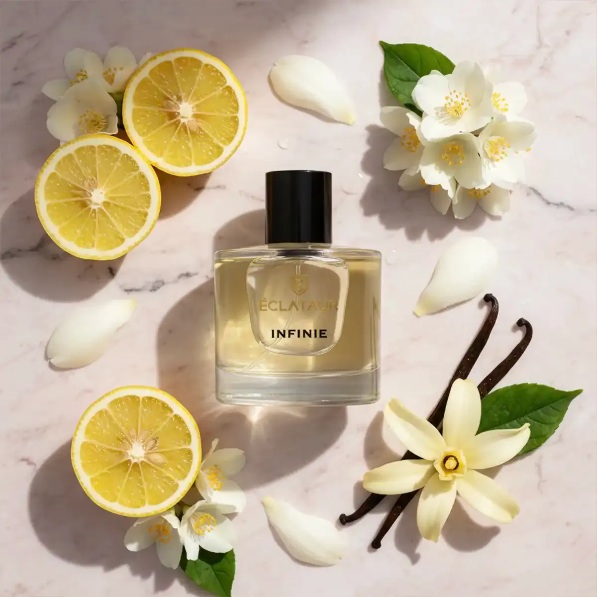 ÉCLATAUR INFINIE perfume tuberose bottle, matte black cap with gold detail