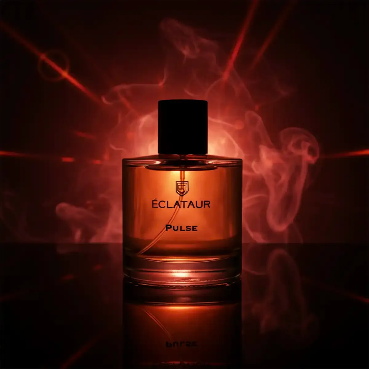 ÉCLATAUR PULSE lavender vanilla perfume bottle, matte black cap with gold detail